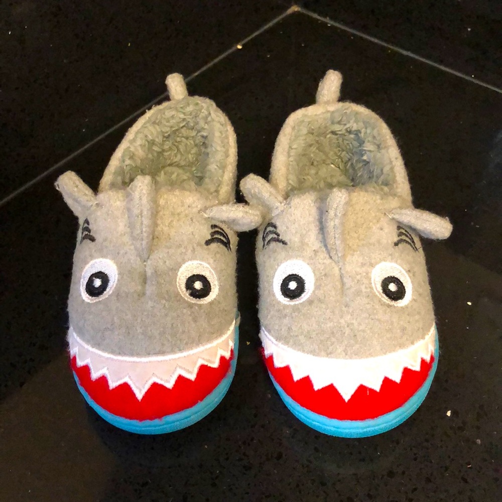 Shark slippers for toddlers